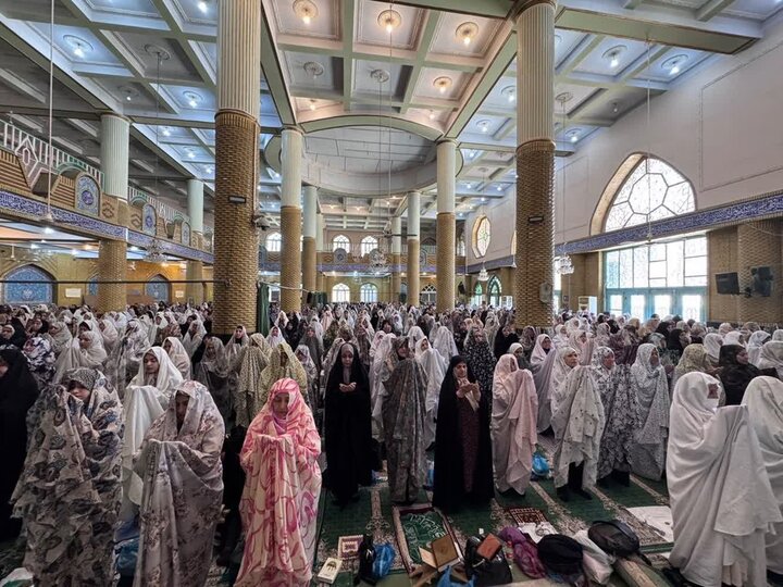 گزارش تصویری/ اقامه‌ نماز جمعه در قرچک