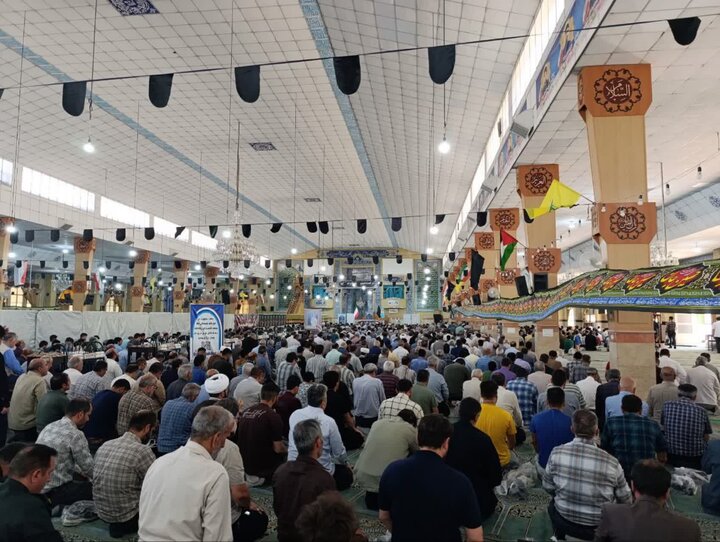 گزارش تصویری/ اقامه نماز جمعه در پاکدشت