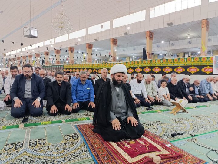 گزارش تصویری/ اقامه نماز جمعه در پاکدشت