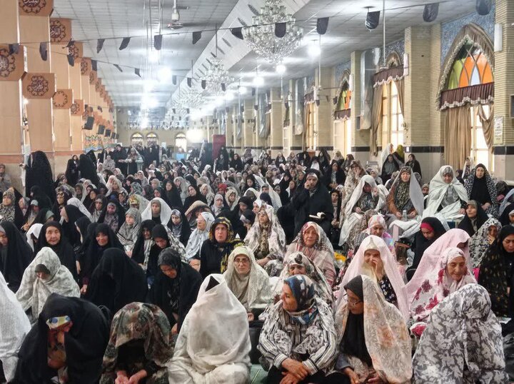 گزارش تصویری/ اقامه نماز جمعه در پاکدشت