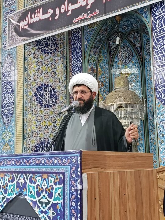 گزارش تصویری/ اقامه نماز جمعه در پاکدشت