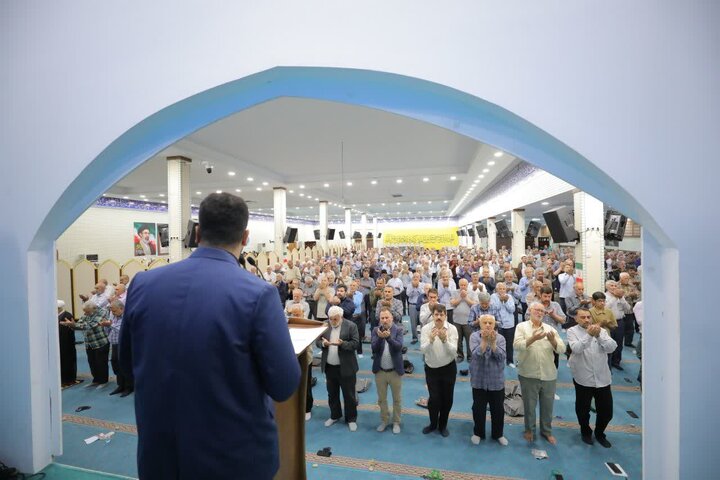 گزارش تصویری/ اقامه نماز جمعه در ساوجبلاغ