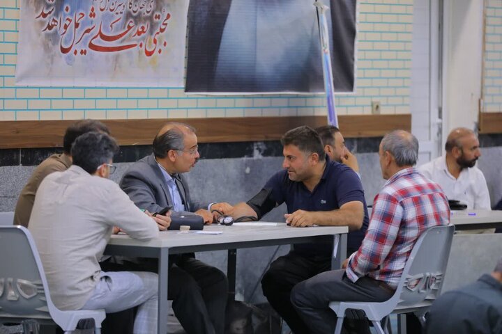 گزارش تصویری/ اقامه نماز جمعه در ساوجبلاغ