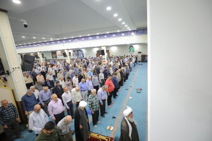 گزارش تصویری/ اقامه نماز جمعه در ساوجبلاغ