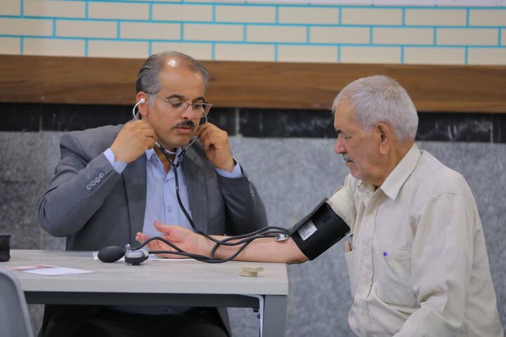 گزارش تصویری/ اقامه نماز جمعه در ساوجبلاغ