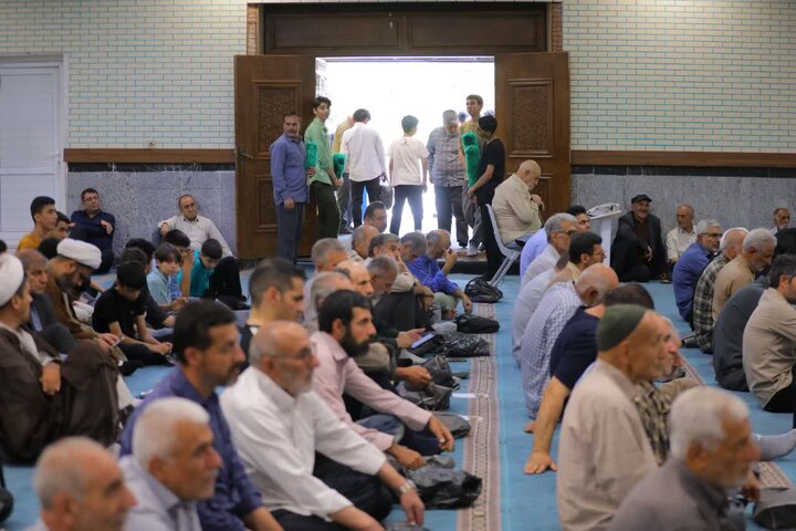 گزارش تصویری/ اقامه نماز جمعه در ساوجبلاغ