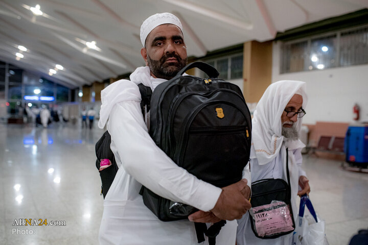 Photos: Return of Iranian Hajj Pilgrims to Holy City of Mashhad
