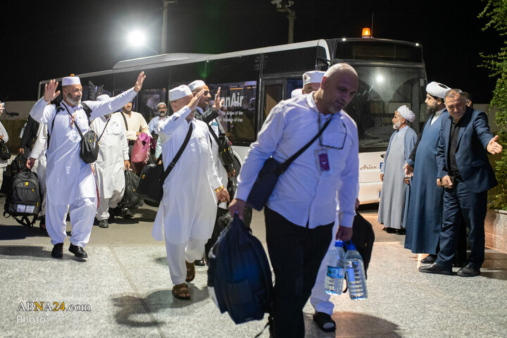 Photos: Return of Iranian Hajj Pilgrims to Holy City of Mashhad