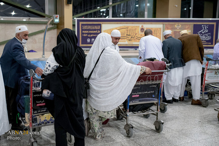 Photos: Return of Iranian Hajj Pilgrims to Holy City of Mashhad