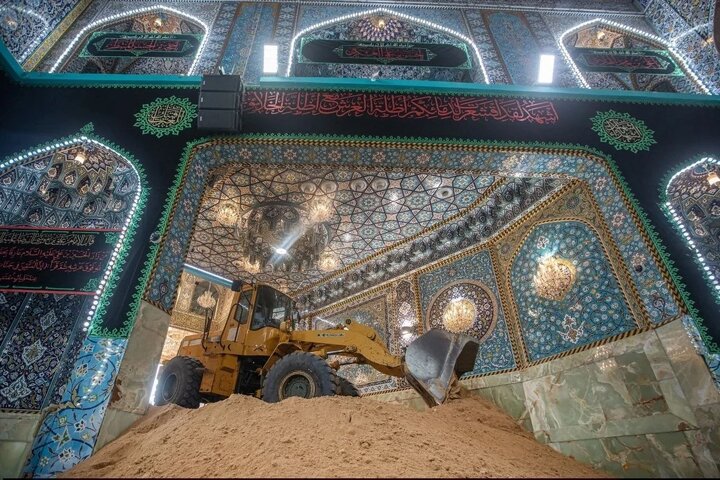 عکس خبری/ آماده‌سازی حرم امام حسین(ع) برای عبور دسته طویریج در کربلا