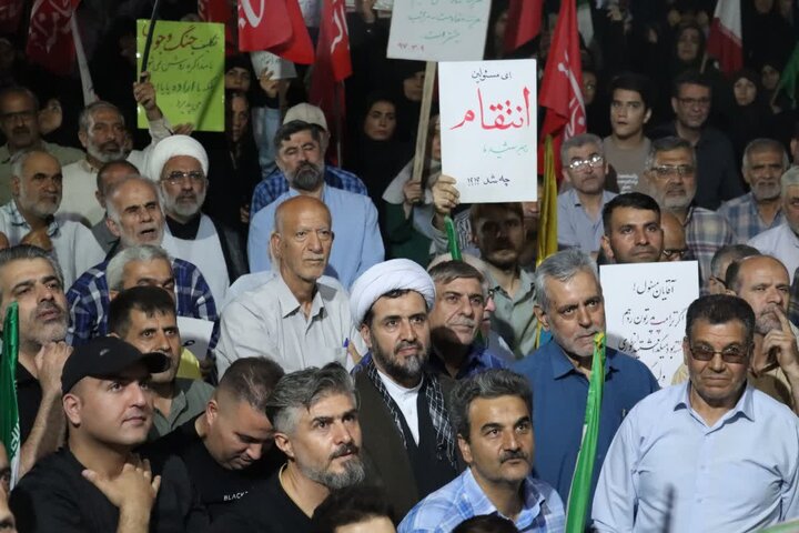 گزارش تصویری/ موج صدوپنجم حماسه حضور و خون‌خواهی رهبر شهید در اسلامشهر