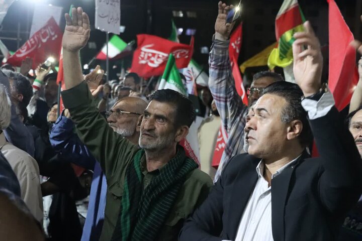 گزارش تصویری/ موج صدوپنجم حماسه حضور و خون‌خواهی رهبر شهید در اسلامشهر