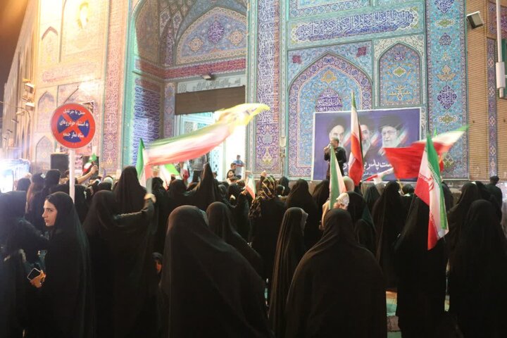گزارش تصویری/ اجتماع حماسی مردم قرچک در شب صدوششم