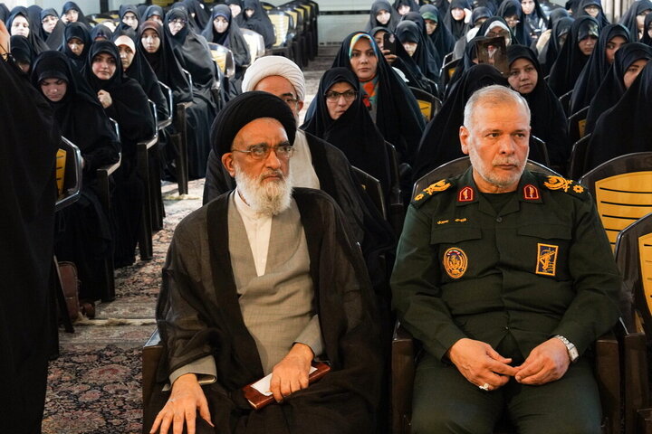 Photos: Honoring of Active Women in Qom Province's Nightly Gatherings Held at Hazrat Masoumeh Shrine