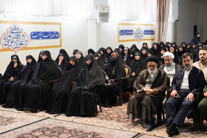 Photos: Honoring of Active Women in Qom Province's Nightly Gatherings Held at Hazrat Masoumeh Shrine