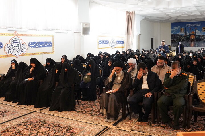 Photos: Honoring of Active Women in Qom Province's Nightly Gatherings Held at Hazrat Masoumeh Shrine