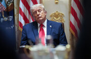The Wall Street Journal: Трамп дар баробари Эрон ақибнишинӣ кардааст