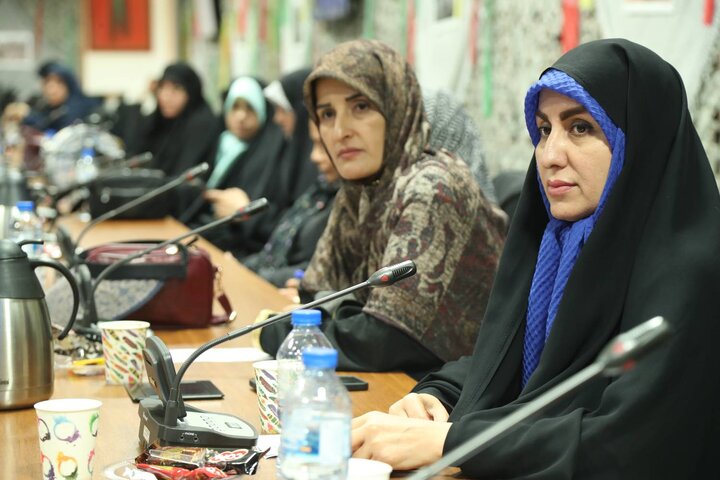 گزارش تصویری/ مراسم تقدیر از عوامل گردآورنده کتاب «خانوم ایران»