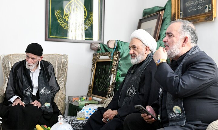 گزارش تصویری/ تقدیر از استاد غلامرضا سازگار پیرغلام اهل‌بیت(ع)