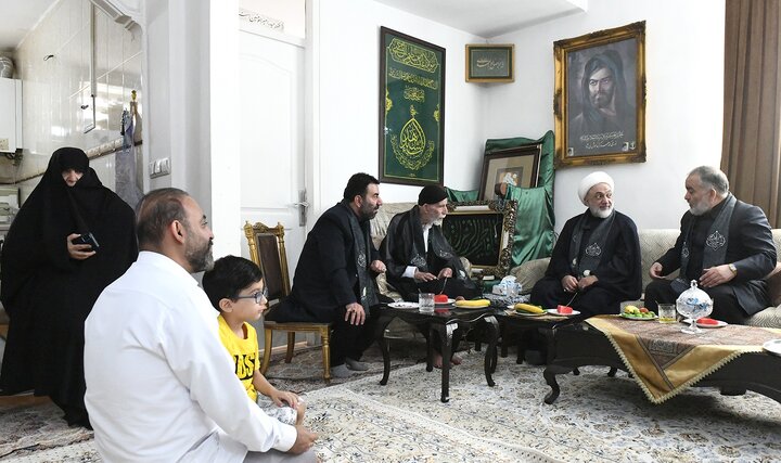 گزارش تصویری/ تقدیر از استاد غلامرضا سازگار پیرغلام اهل‌بیت(ع)