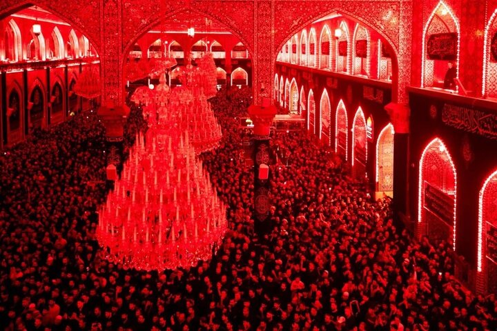عکس خبری/ حرم امام حسین (ع) در شب اول محرم