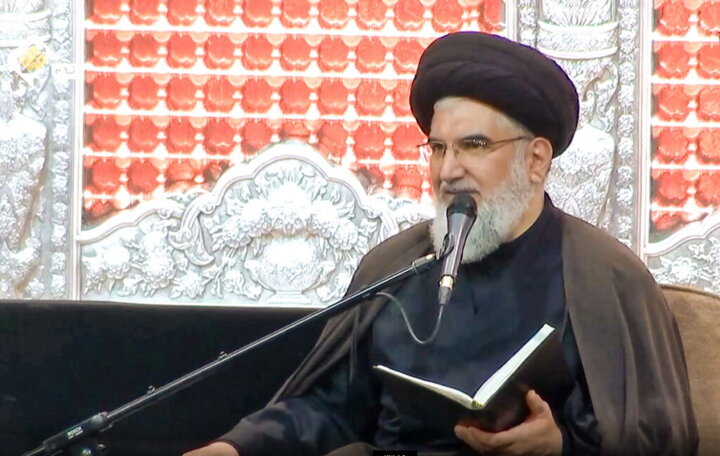 دشمن اگر احساس پیروزی کند آرام نمی‌گیرد