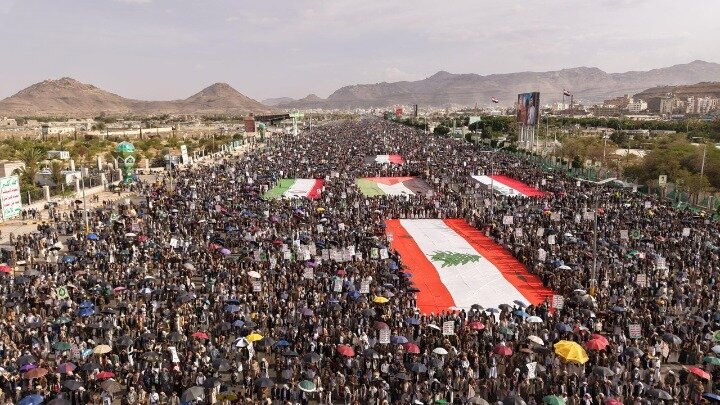 Million-Man Marches in Sanaa Condemn Trump's Insult to Holy Mecca