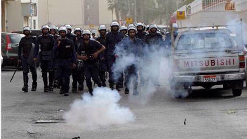 Bahraini forces raid Muharram mourning ceremony near Manama as crackdown on Shia majority continues