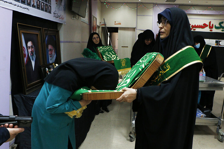 تصاویر | وقتی کودکان بیمار نیز جامه حضرت علی اصغر(ع) به تن کردند