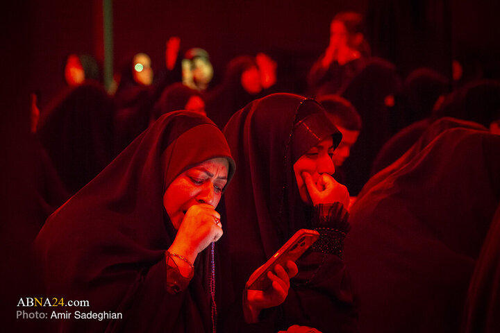 Photos: Mourning Ceremony of Fourth Night of Muharram at the "Azizam Husain (AS)" Mawkib in Shiraz