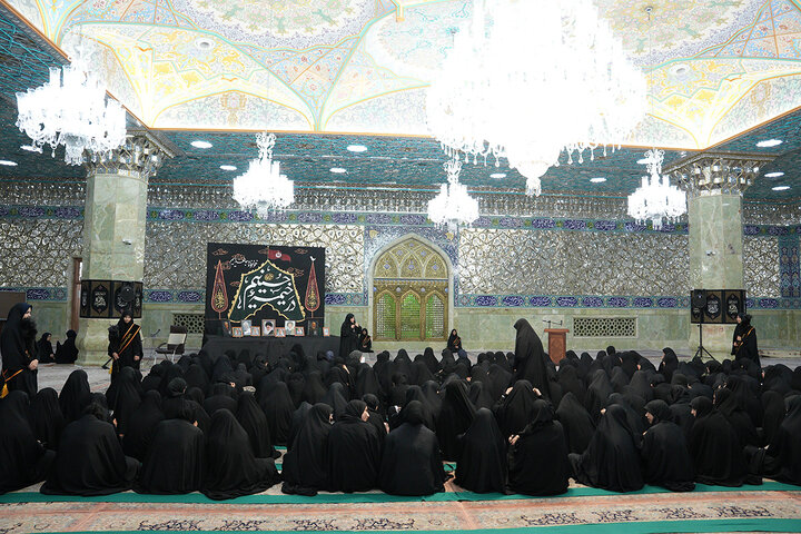 عزاداری دختران نوجوان در سوگ سالار شهیدان در هیأت معصومانه