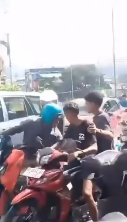 Video| Ang Kinahinatnan ng Pagdadala ng Bandila ng Rehimeng Zionist sa Indonesia!