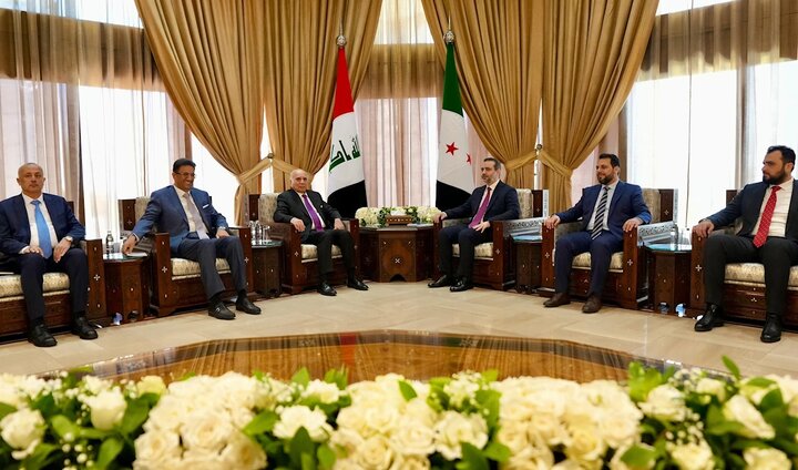 وزیر خارجه عراق در دمشق: گفت‌وگو و همکاری، پایه‌های امنیت پایدار منطقه است