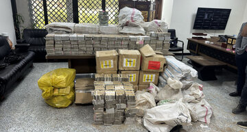 Report / Iraq Crackdown on Corruption: Ex-officials Detained, Billions in Cash and Gold Recovered