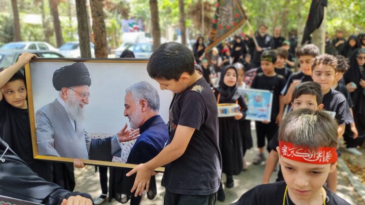 کلاس مهد کودکان در میان آوار خانه شهدای کودک برگزار شد +عکس