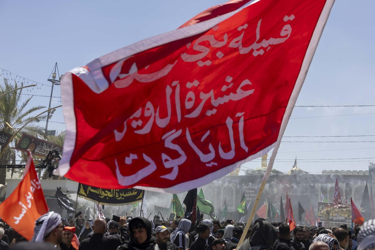 Iraqi tribes commemorate anniversary of burial of holy bodies in Karbala (+Photos)