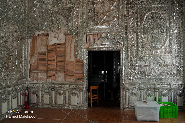 Photos: Parliament Lawmakers Visit Damaged Sections of Sa'dabad Palace After Ramadan War