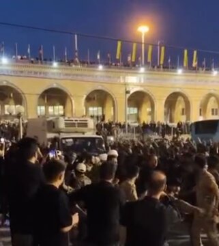 Video| Pagdating ng sasakyang may dalang banal na labi ng martir na pinuno sa Mosalla ng Tehran