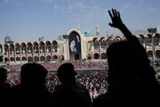 Великое прощание с павшим лидером революции в Тегеране глазами Associated Press