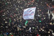 シオニスト・メディア：イラン指導者の遺体の数百万人による葬送行進はイランの力の誇示である