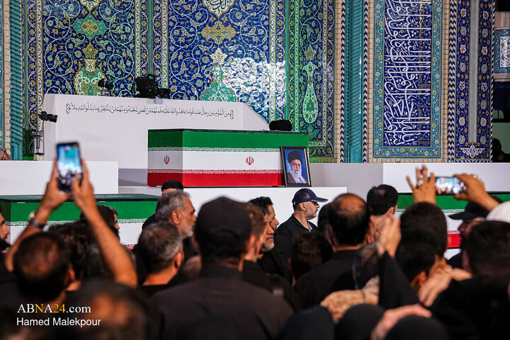 مراسم ادای احترام بر پیکر رهبر مجاهد شهید انقلاب