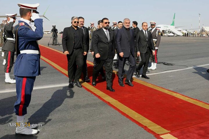 هیبت الحلبوسی رئیس مجلس عراق صبح امروز جمعه ۱۲ تیرماه به منظور شرکت در مراسم ادای احترام به پیکر رهبر شهید انقلاب اسلامی وارد تهران شد