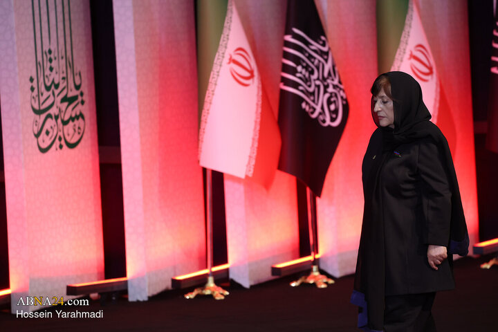 Foto / Devrim’in Şehit Lideri’nin naaşına saygı duruşu merasimine üç erkanın (üç kuvvet başkanının) katılımı - 1