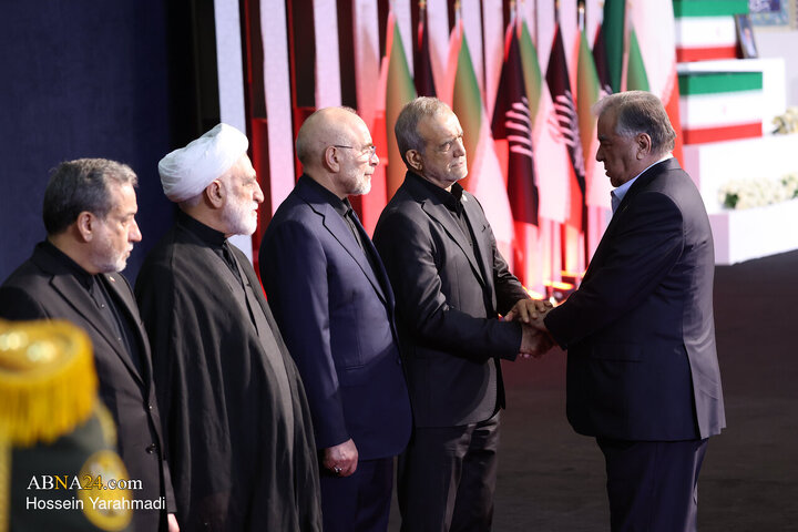 Foto / Devrim’in Şehit Lideri’nin naaşına saygı duruşu merasimine üç erkanın (üç kuvvet başkanının) katılımı - 1