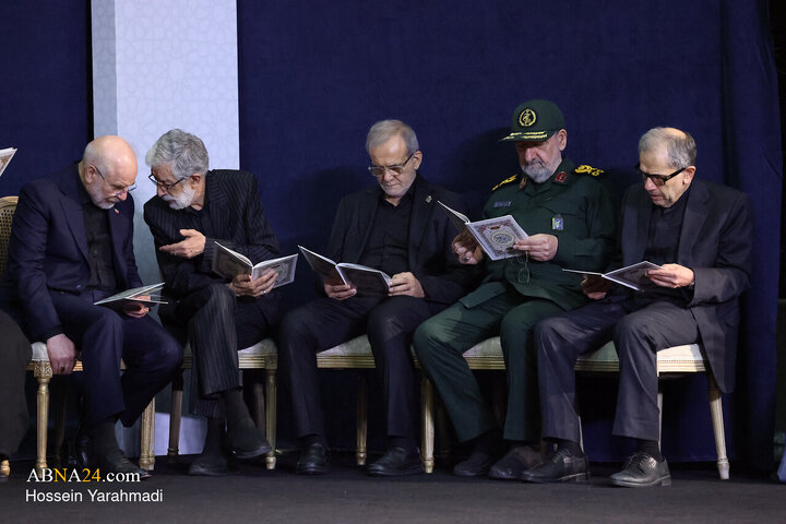 Foto / Devrim’in Şehit Lideri’nin naaşına saygı duruşu merasimine üç erkanın (üç kuvvet başkanının) katılımı - 1