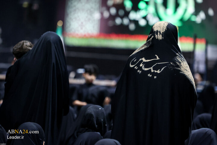 Foto / İmam Humeyni Hüseyniyesi’nin Yanı Başında İslam İnkılabı’nın Şehit Rehberinin Naaşına Veda Töreni