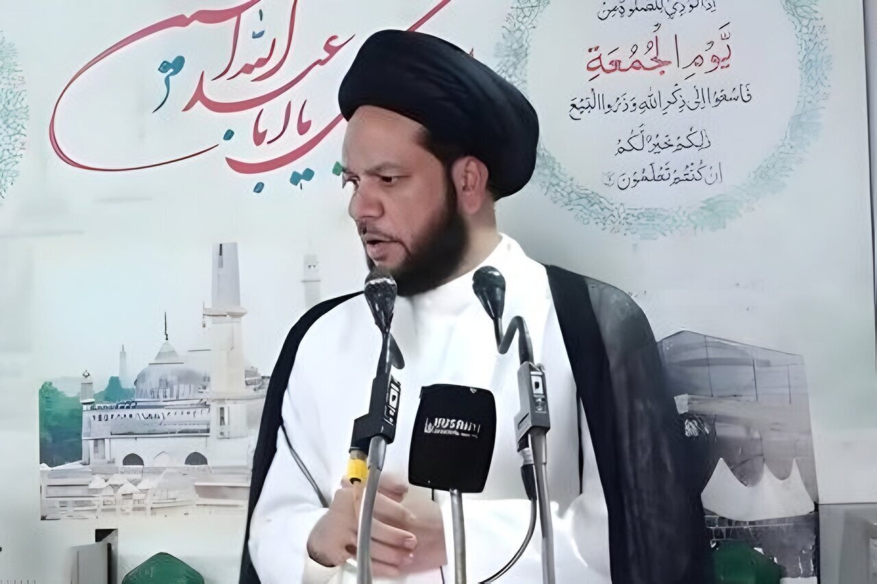 رجل دين شيعي من لكناو :  إن إرث خامنئي سيستمر