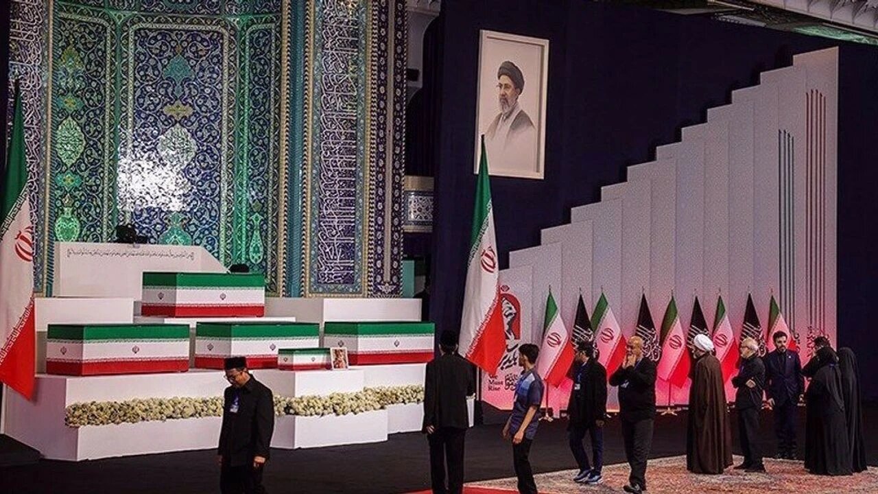 El Cezire: Şehit Ayetullah Hamanei'nin veda törenine dünyanın dört bir yanından katılım sağlandı