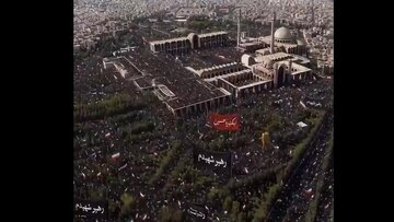 فيديو | وزير الخارجية ينشر مشاهد لإقامة صلاة الجنازة للشهيد الإمام الخامنئي(ره)