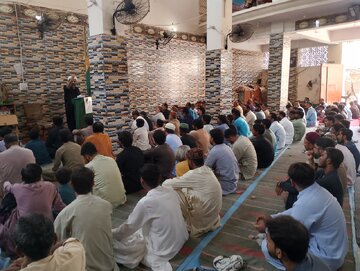 برگزاری مراسم بزرگداشت رهبر شهید در جیکب‌آباد پاکستان